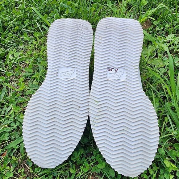 NIKE CLASSIC CORTEZ  GS- KIDS Sneakers - SIZE 6.5Y - Picture 8 of 9